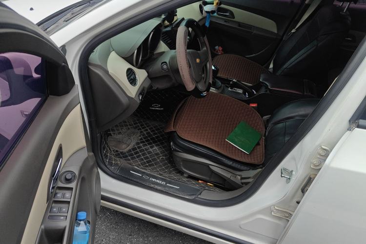 Used Chevrolet Cruze 2015 1.5L Classic SL MT