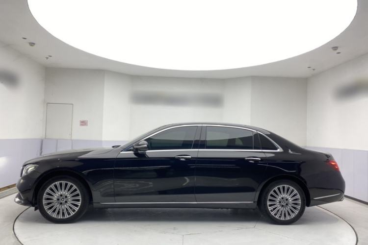 Used Mercedes-Benz E-Class 2020 Facelift E 300 L Stylish Edition Exterior 3