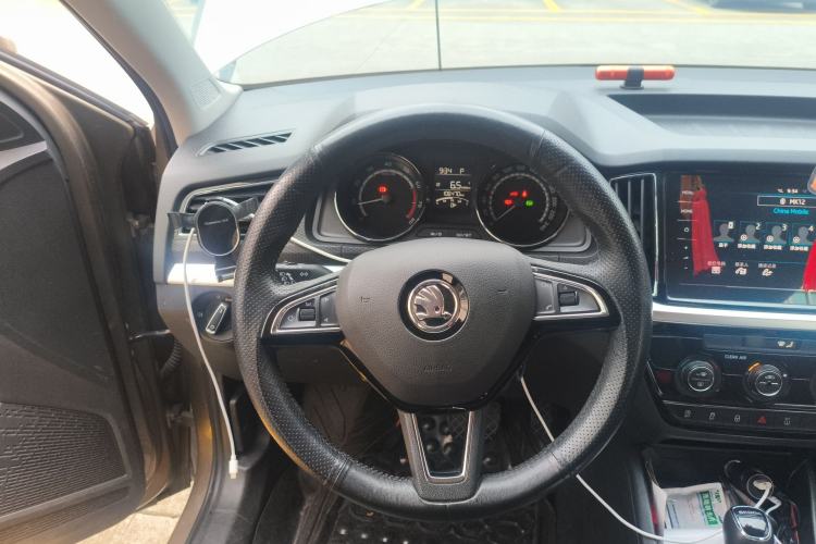 Used Skoda Kamiq 2021 1.5L Automatic Comfort Edition
