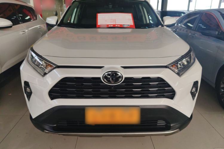 Used Toyota RAV4 2023 2.0L CVT Two-Wheel Drive Fashion Edition
