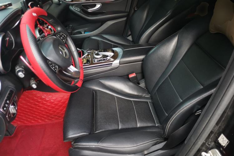 Used Mercedes-Benz GLC 2016 GLC 260 4MATIC Luxury Model