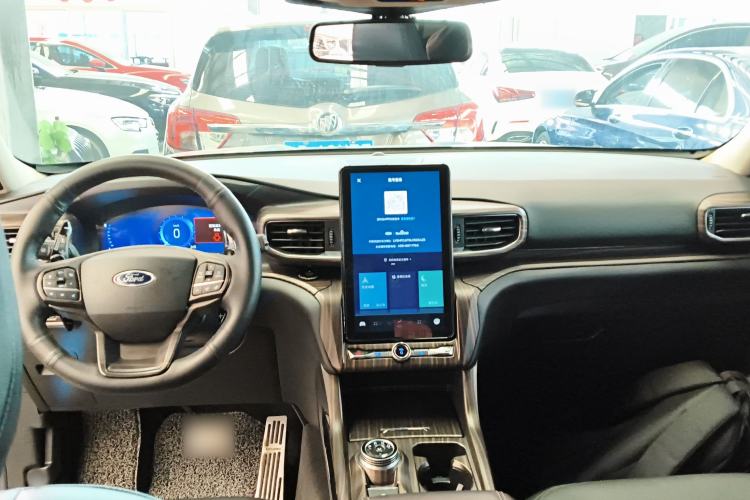 Used Ford Explorer 2020 EcoBoost 285 4x4 Titanium Edition 7-Seater
