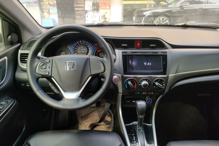 Used Honda Crider 2016 1.8L CVT Luxury Edition
