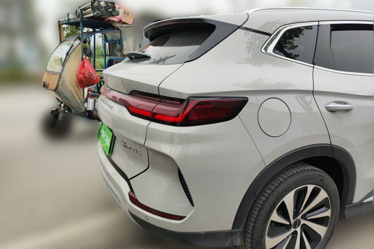 Used BYD Song PLUS New Energy 2023 Champion Edition DM-i 110KM Flagship PLUS Rear Right 45 Deg