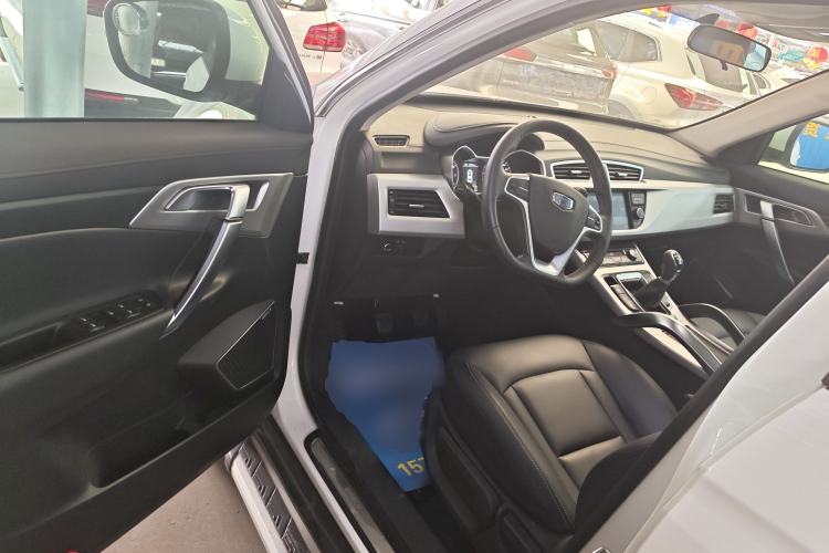 Used Geely Auto Emgrand X7 Sport 2016 2.0L Manual ZhiShang Version
