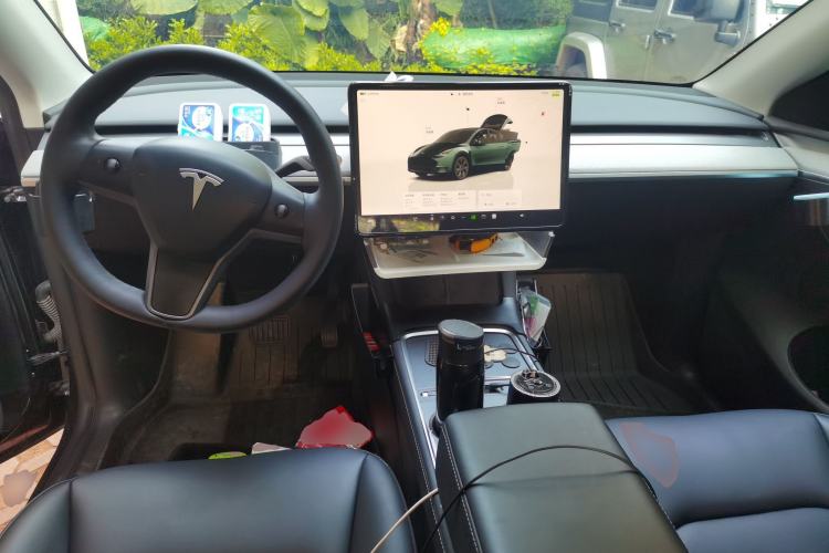 Used Tesla Model Y 2024 Long-Range All-Wheel-Drive Version
