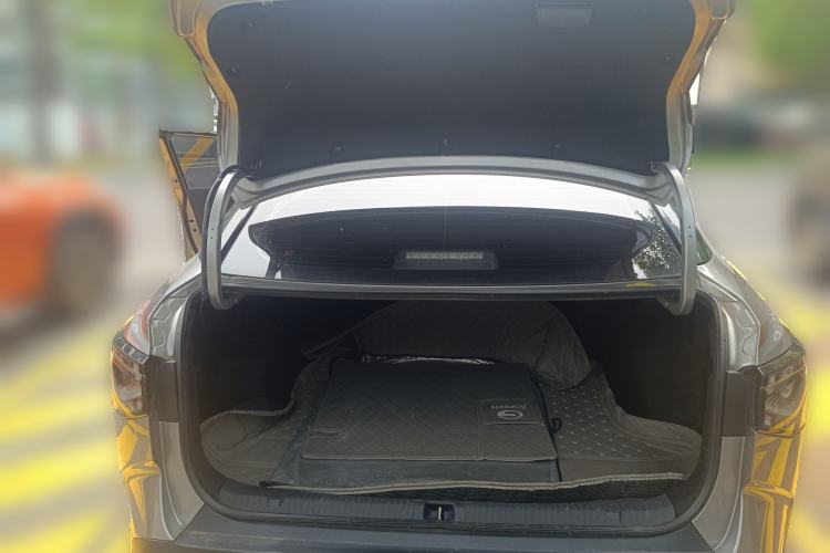 Used Toyota bZ3 2023 517 km Elite PRO Trunk