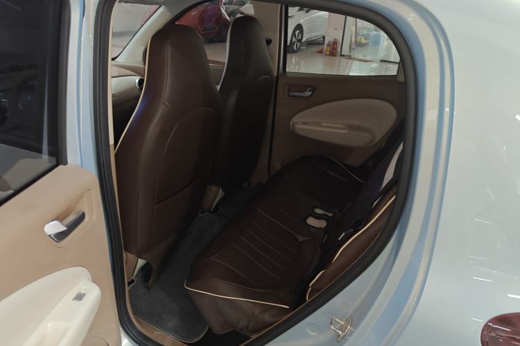 Used Wuling Hongguang MINIEV 2025 Four-Door Version Premium Edition Left Rear Seat