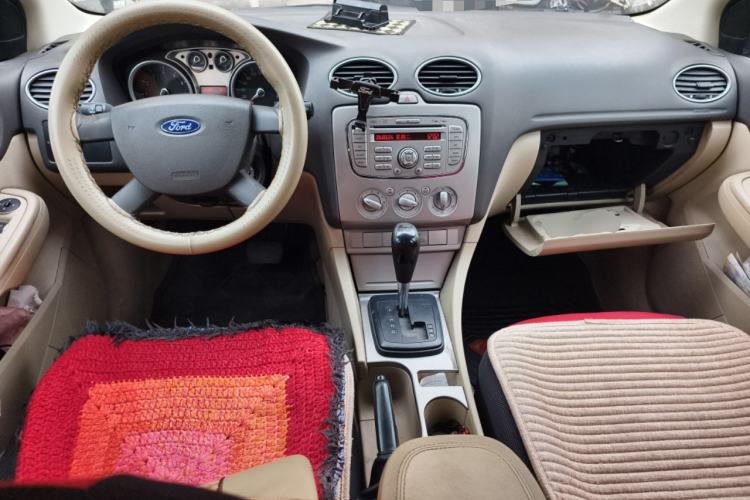 Used Ford Focus 2009 Hatchback 1.8L Automatic Fashion Edition