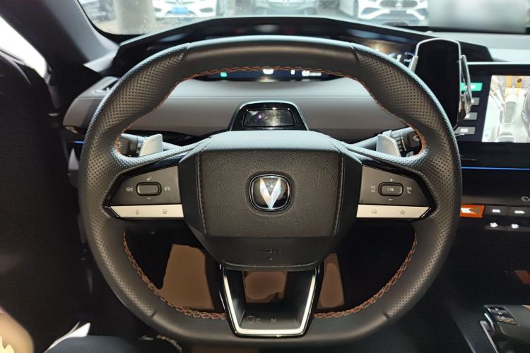 Used Changan UNI-V 2022 1.5T Prestige Version