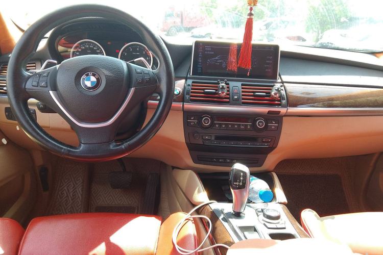 Used BMW X6 2011 xDrive35i
