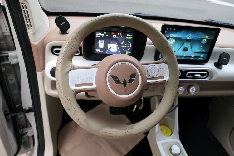 Used Wuling Hongguang MINIEV 2024 3rd Generation 215km Youth Edition