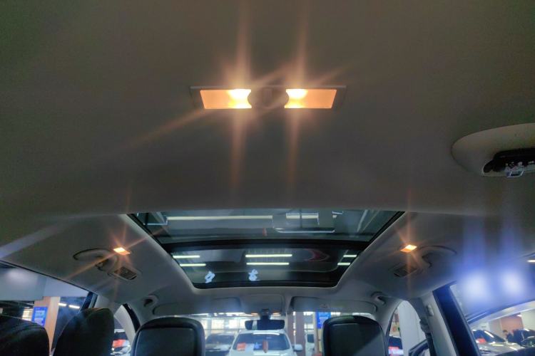 Used Volkswagen Sharan 2018 Revised Version 380TSI Comfort Edition 7-Seater
