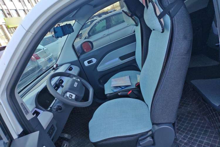 Used Chery New Energy QQ Ice Cream 2022 170km Sundae Phosphate Lithium-Ion