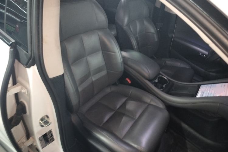 Used IM L6 2024 Max Standard Edition Right Front Seat