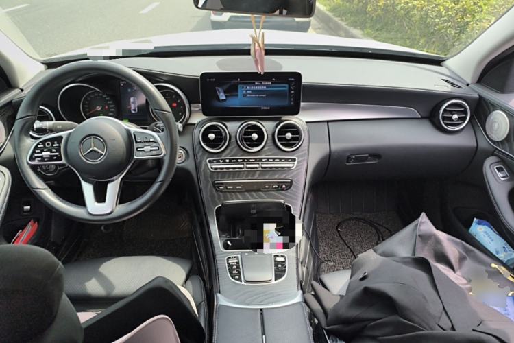 Used Mercedes-Benz C-Class 2019 C 260 L Sport Edition Center Console