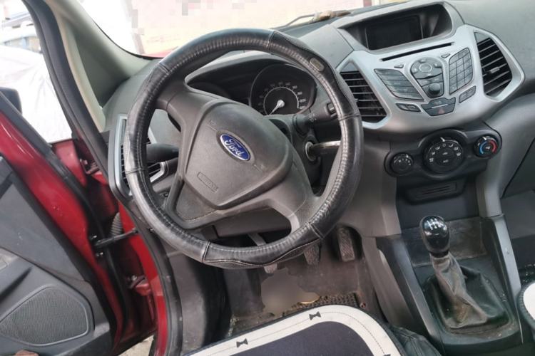 Used Ford EcoSport 2013 1.5L Manual Comfort Model Steering Wheel