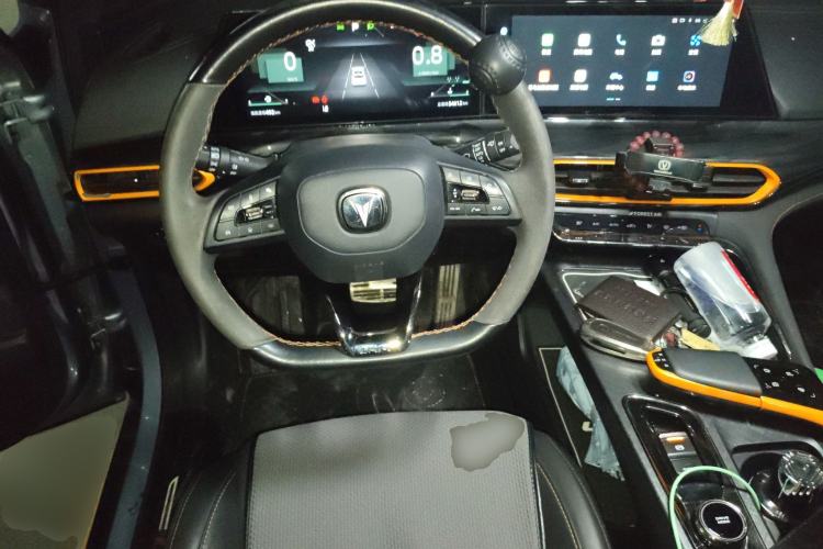 Used CHANGAN UNI-T 2022 1.5T Sport Edition Flagship Version
