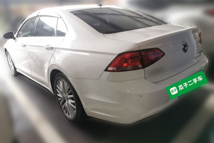 Used Volkswagen Lamando 2015 280TSI DSG Luxury Edition Rear Left 45 Deg