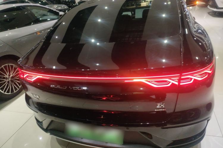 Used BYD Han 2025 DM-i Intelligent Driving Edition 125KM LiDAR Flagship Model
