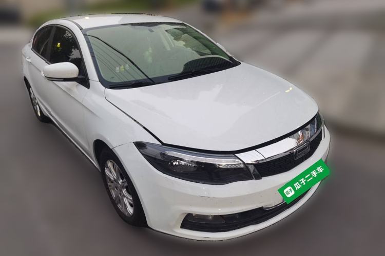 Used Qoros 3 2018 Sedan 1.6L Automatic Leading Model Front Right 45 Deg