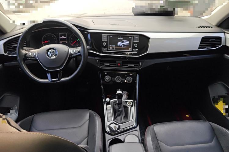 Used Volkswagen Tayron 2019 Teramont Edition 280TSI Two-Wheel Drive Luxury Model China VI Standard Center Console