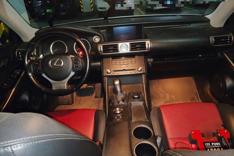 Used Lexus IS 2015 200T Leading Edition