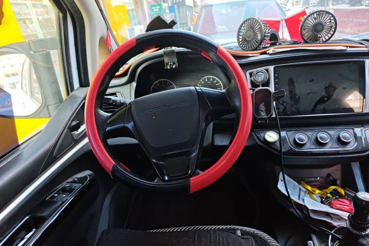 Used FORTHING Lingzhi 2022 M5L 1.6L Utility Model 7 Seats