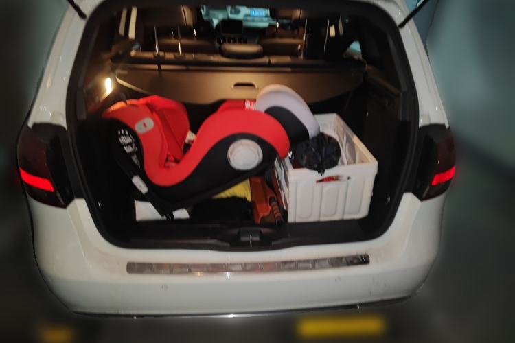 Used Mercedes-Benz B-Class 2019 B 200 Sport Edition Trunk