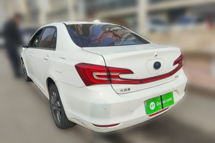 Used BYD Qin New Energy 2017 1.5T Luxury Model
