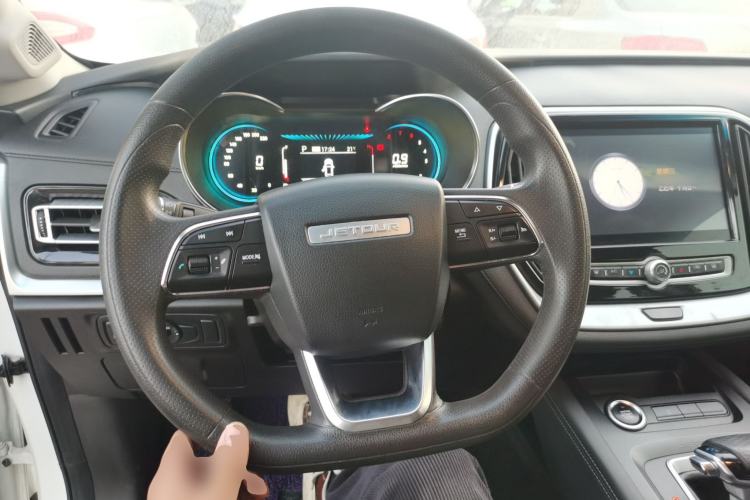 Used JETOUR X70M 2021 1.5T DCT Luxury Partner Model 5 Seats