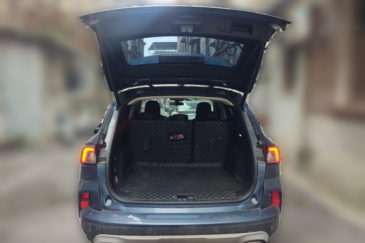 Used Ford Escape 2024 EcoBoost 245 Two-Wheel-Drive Titanium Edition Trunk