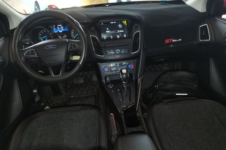 Used Ford Focus 2017 Sedan EcoBoost 180 Automatic Elite Model
