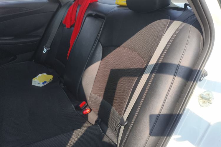 Used Hyundai Sonata 2013 2.4L Automatic Leading Edition China IV Standard