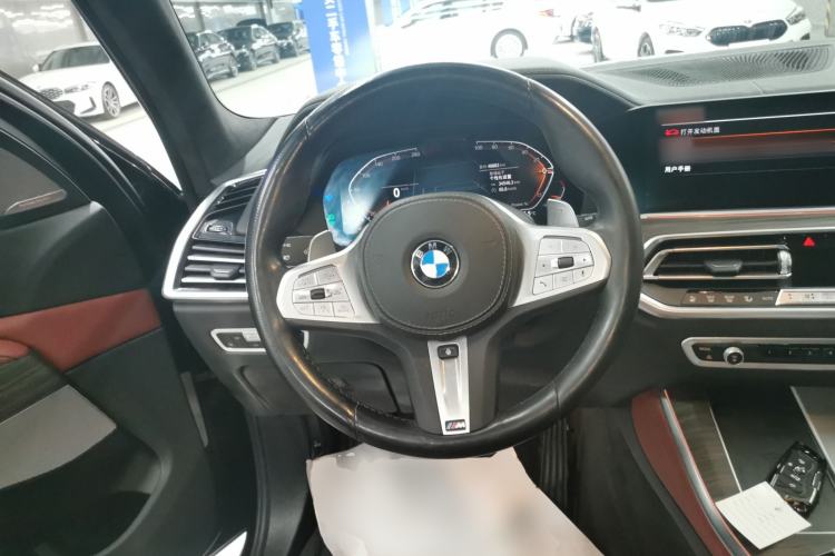 Used BMW X5 2022 Restyled xDrive 40Li Luxury Edition M Sport Package
