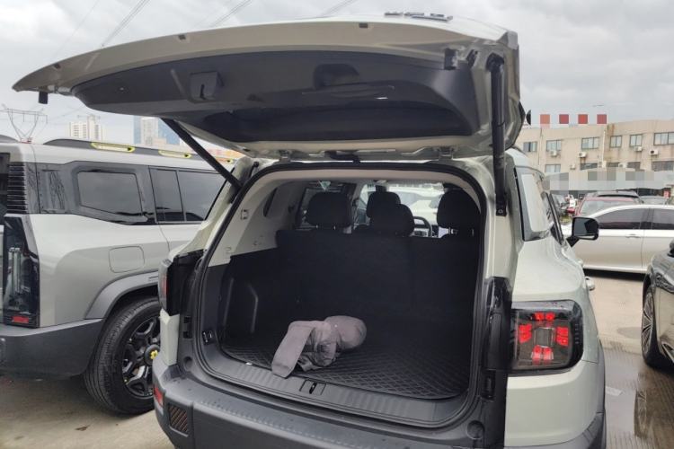 Used JETOUR Shanhai T1 2025 150 km Heading South