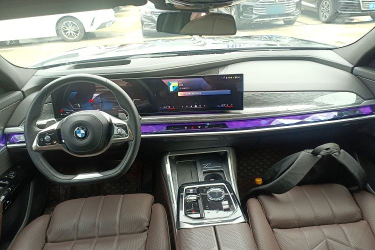 Used BMW 7 Series 2023 740Li Luxury Edition with Premium Package
