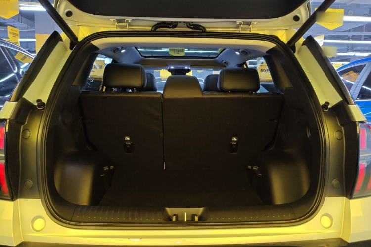 Used AION V 2024 Aion Tyrannosaurus 650 LiDAR Edition
