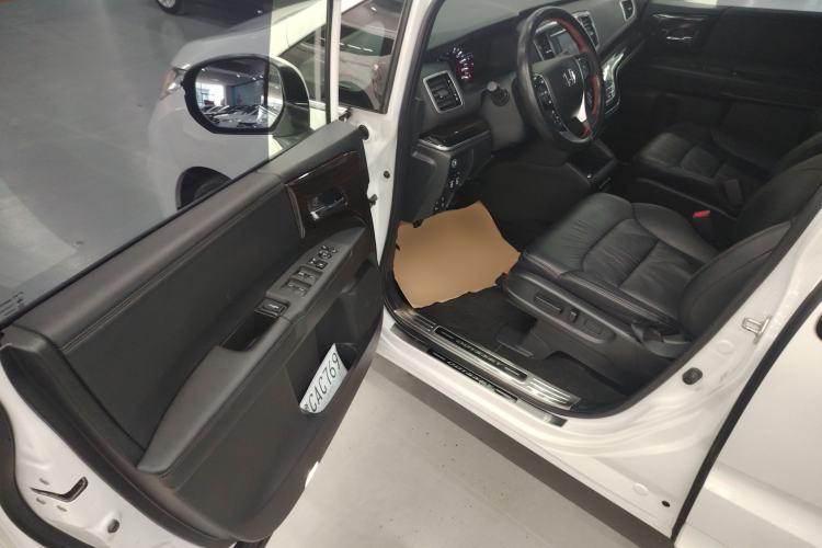 Used Honda Odyssey 2018 2.4L Luxury Edition
