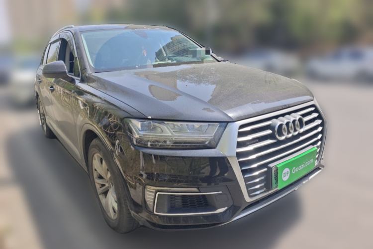 Used Audi Q7 New Energy 2019 55 e-tron Front Right 45 Deg