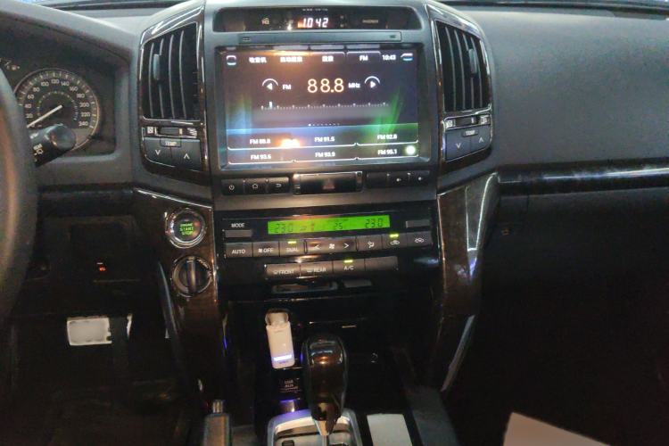 Used Toyota Land Cruiser 2014 4.0L Automatic Parallel Import Version 5 Seats