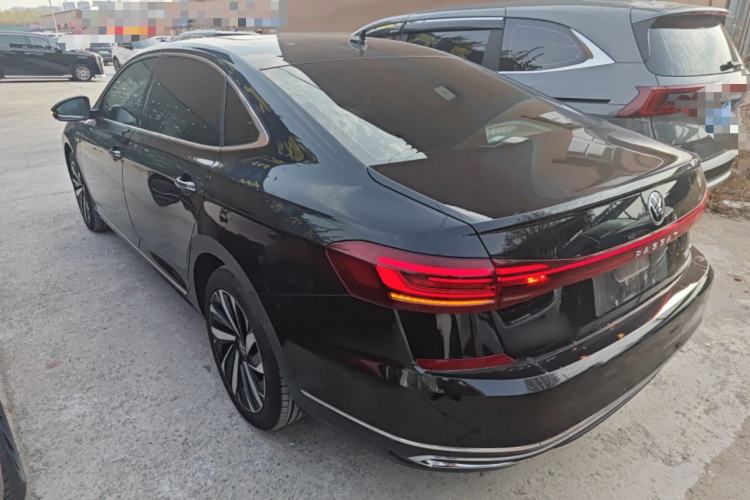 Used Volkswagen Passat 2023 Facelift 330TSI Prestige Edition Exterior 2