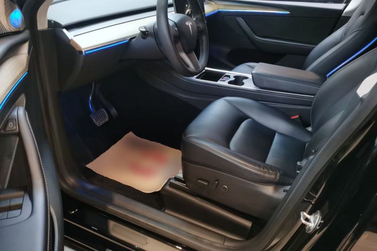 Used Tesla Model Y 2022 Rear-Wheel-Drive Version