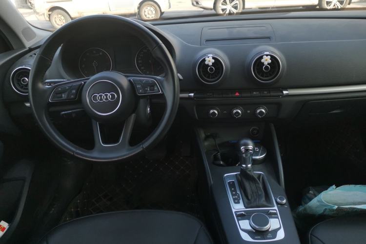 Used Audi A3 2020 Restyled Limousine 35 TFSI Ambition Version China VI