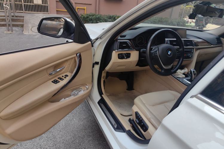 Used BMW 3 Series 2013 328Li Luxury Design Package
