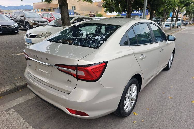 Used Roewe i5 2020 1.5L Manual 4G Connect Luxury Edition