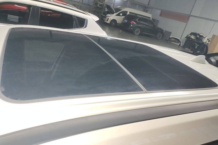 Used Venucia T60 2020 1.6L CVT Smart Drive Version China VI Standard