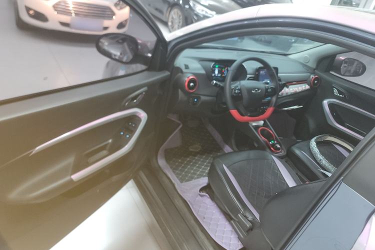 Used Chery Little Ant 2022 Sweet Pink Edition Half-Sugar Version Lithium Iron Phosphate 29.2 kWh 30 kW 301 km
