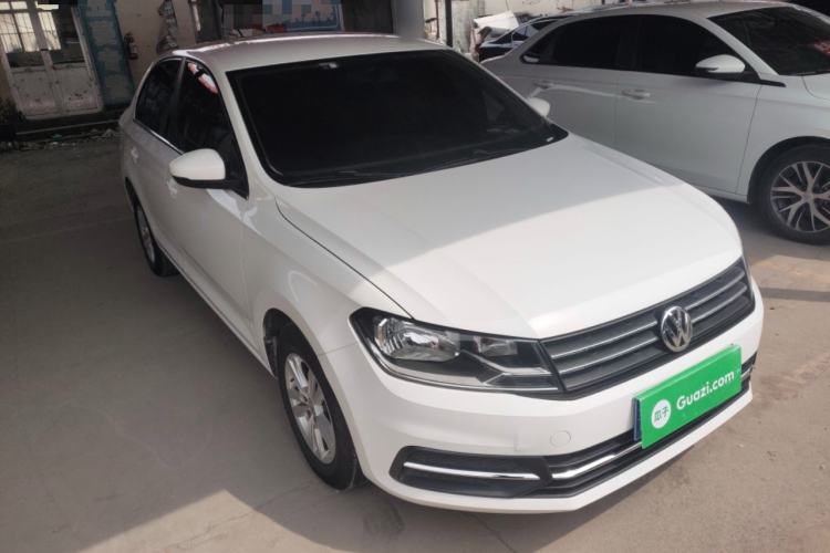 Used Volkswagen Santana 2019 1.5L Manual Fashion Edition China VI Standard Front Right 45 Deg