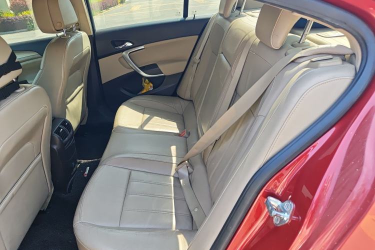 Used Buick Regal 2009 2.0L Elite Edition Left Rear Seat